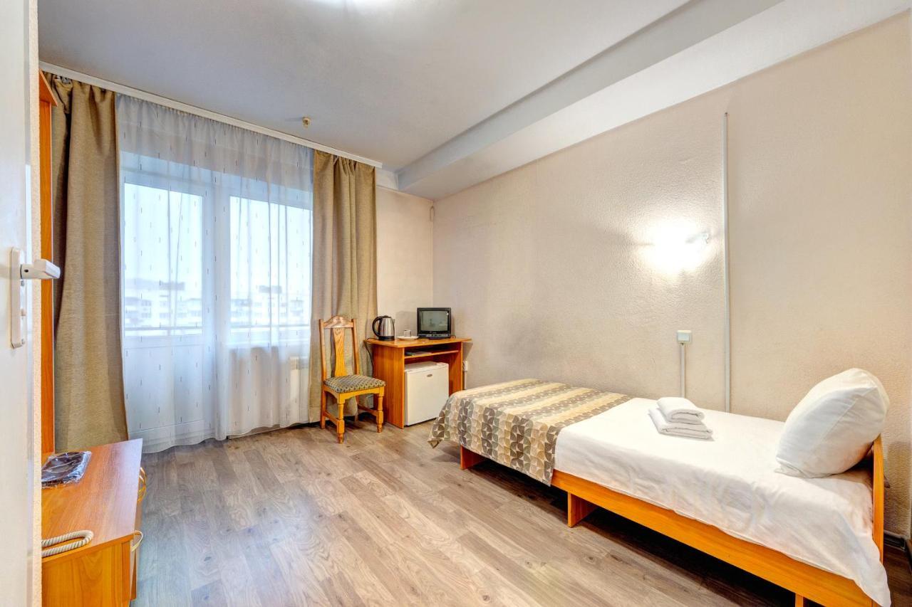 Holosiyvsky Hotel Kiev Eksteriør billede